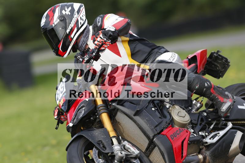 /53 16.09.2025 Track Day Domi Aegerter ADR/Gruppe rot/88